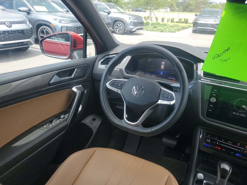 2024 Volkswagen Tiguan SE - Photo 10