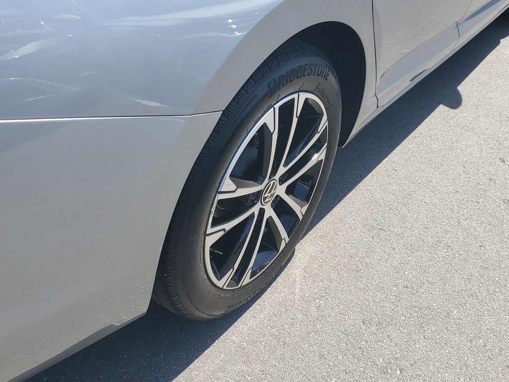 2024 Volkswagen Jetta Sport - Photo 6