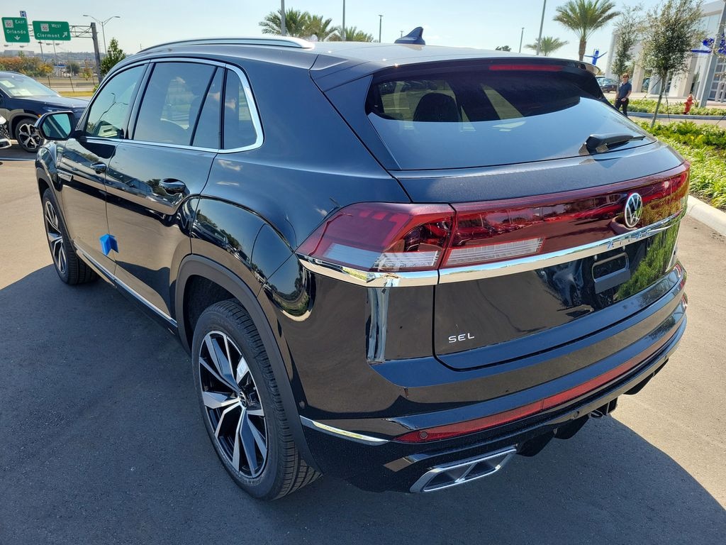 New 2026 Volkswagen Atlas Cross Sport 2.0T SEL Premium R-Line SUV