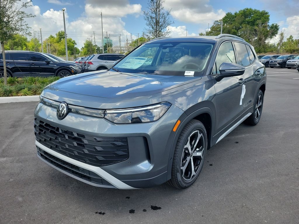 New 2026 Volkswagen Tiguan 2.0T SE SUV