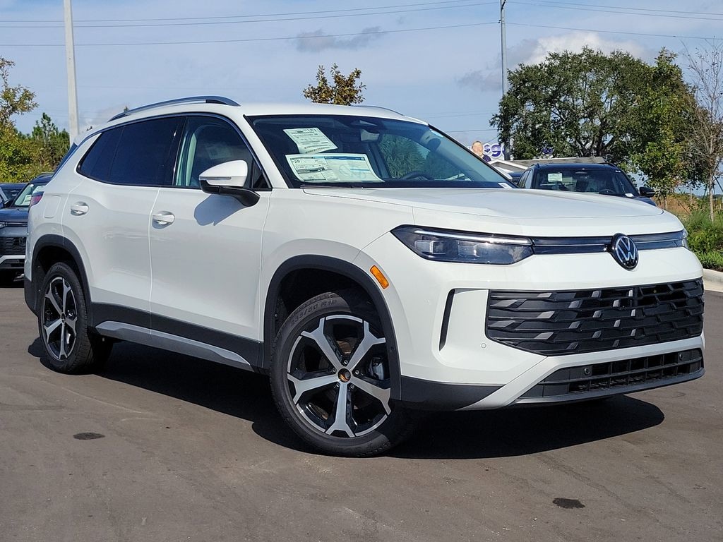 New 2025 Volkswagen Tiguan 2.0T SE SUV