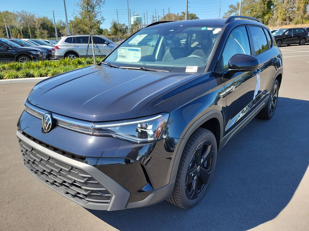 New 2026 Volkswagen Taos 1.5T SE Black SUV