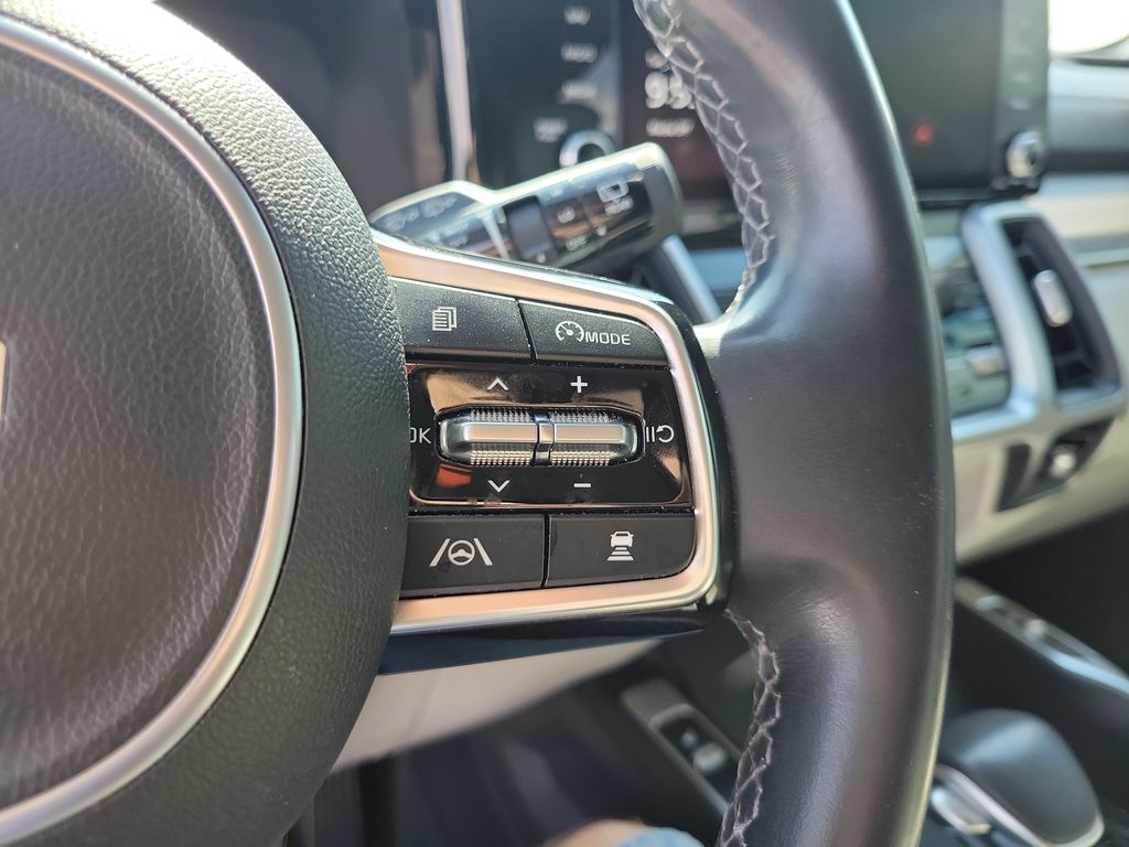 2023 Kia Sorento EX - Photo 20