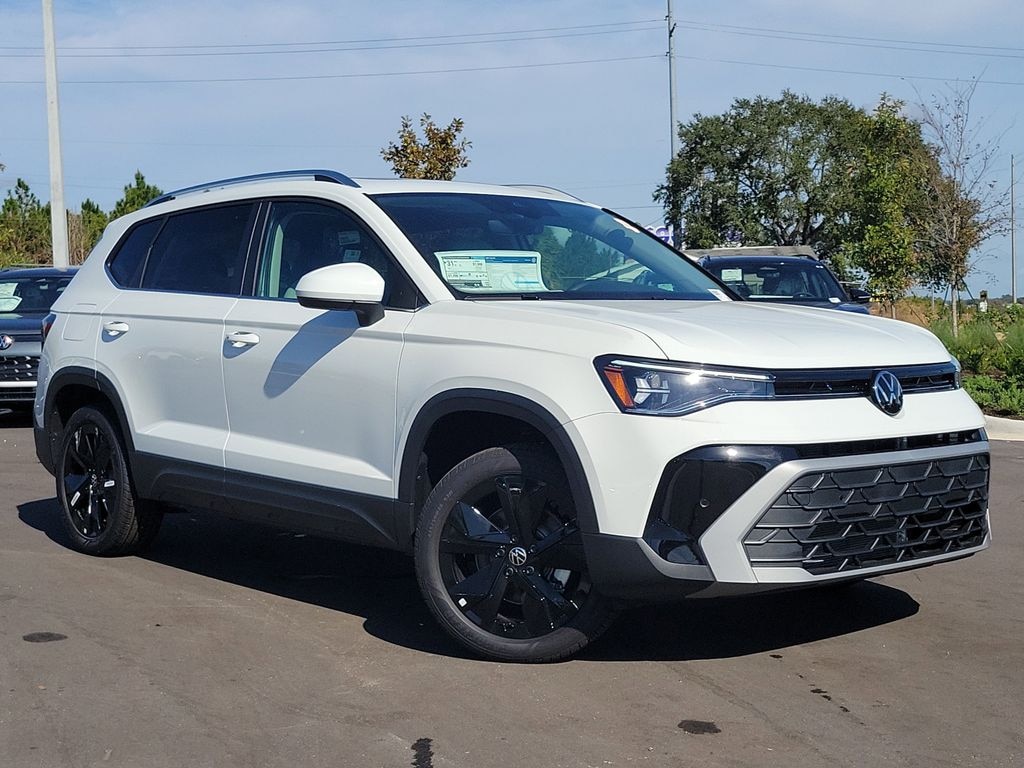 New 2025 Volkswagen Taos 1.5T SE SUV