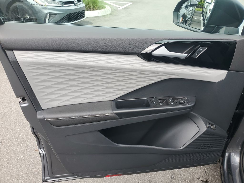 2024 Volkswagen Taos S - Photo 12