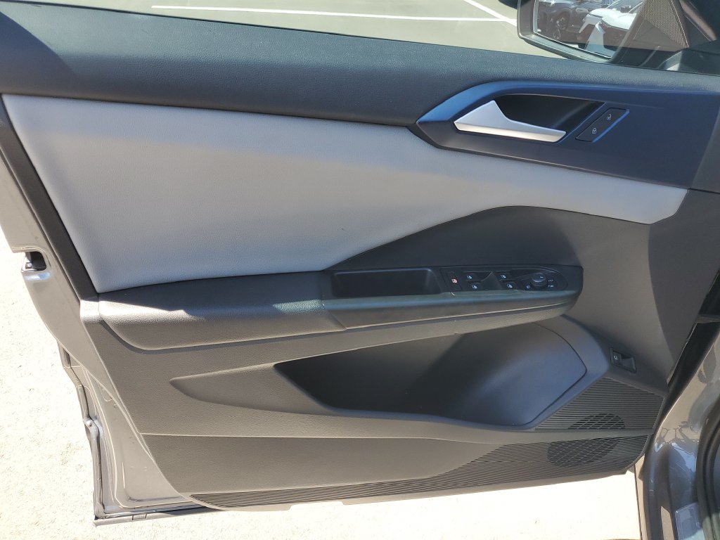2022 Volkswagen Taos SE - Photo 13