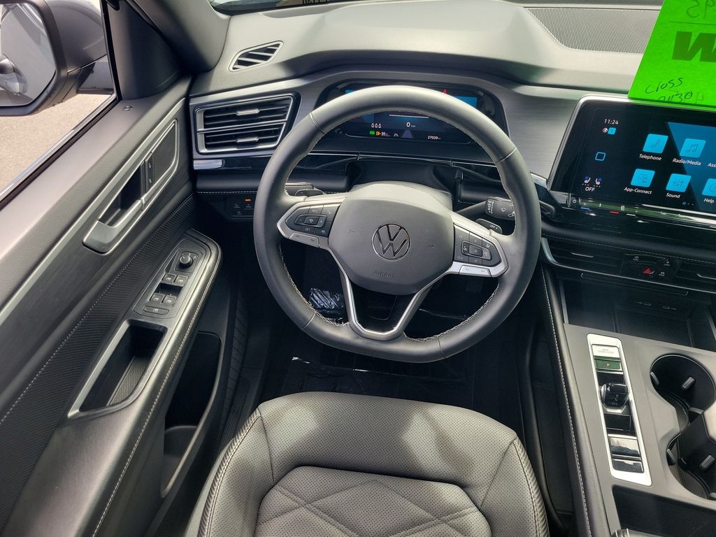 2024 Volkswagen Atlas Cross Sport SE - Photo 12