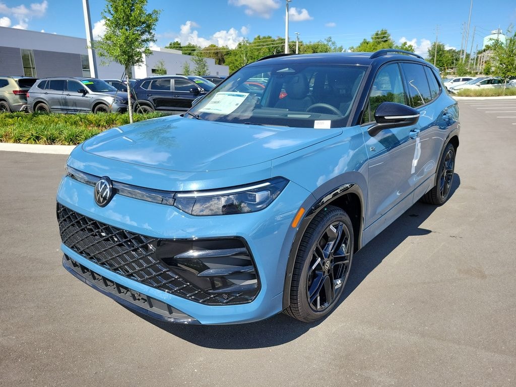 New 2026 Volkswagen Tiguan 2.0T SE R-Line Black SUV