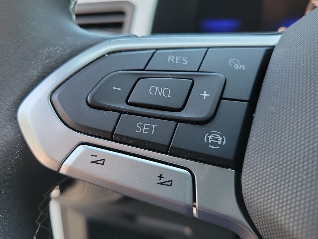 2023 Volkswagen Atlas Cross Sport SE - Photo 23