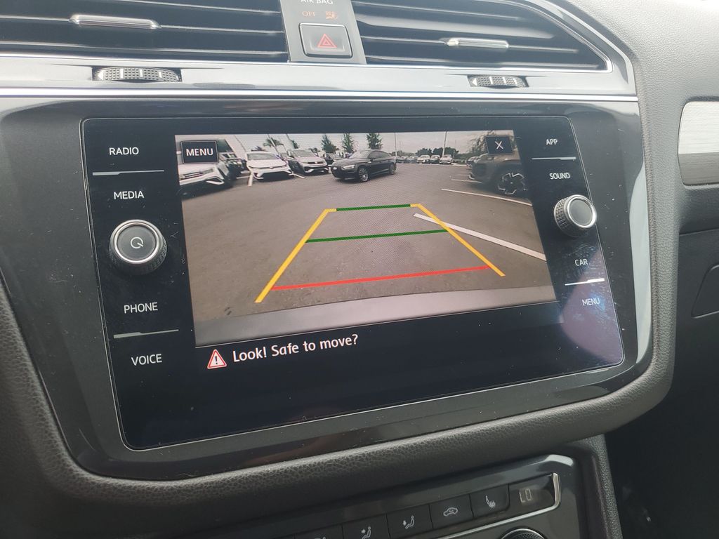 2018 Volkswagen Tiguan SE - Photo 23