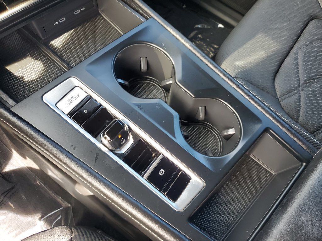 2024 Volkswagen Atlas Cross Sport SE - Photo 24