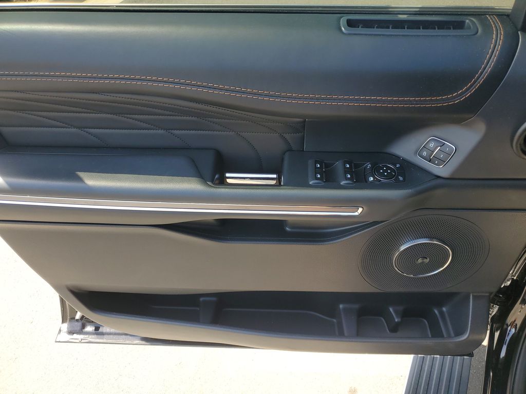 2023 Ford Expedition Platinum - Photo 15