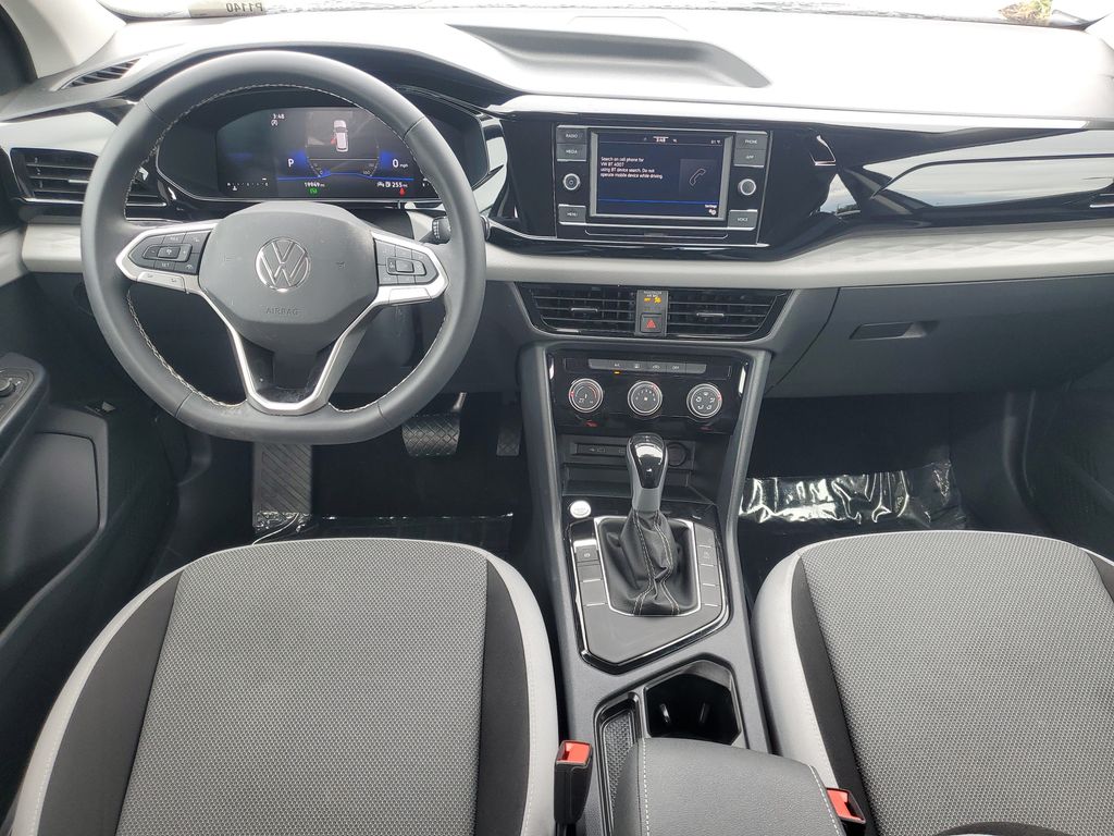 2024 Volkswagen Taos S - Photo 9