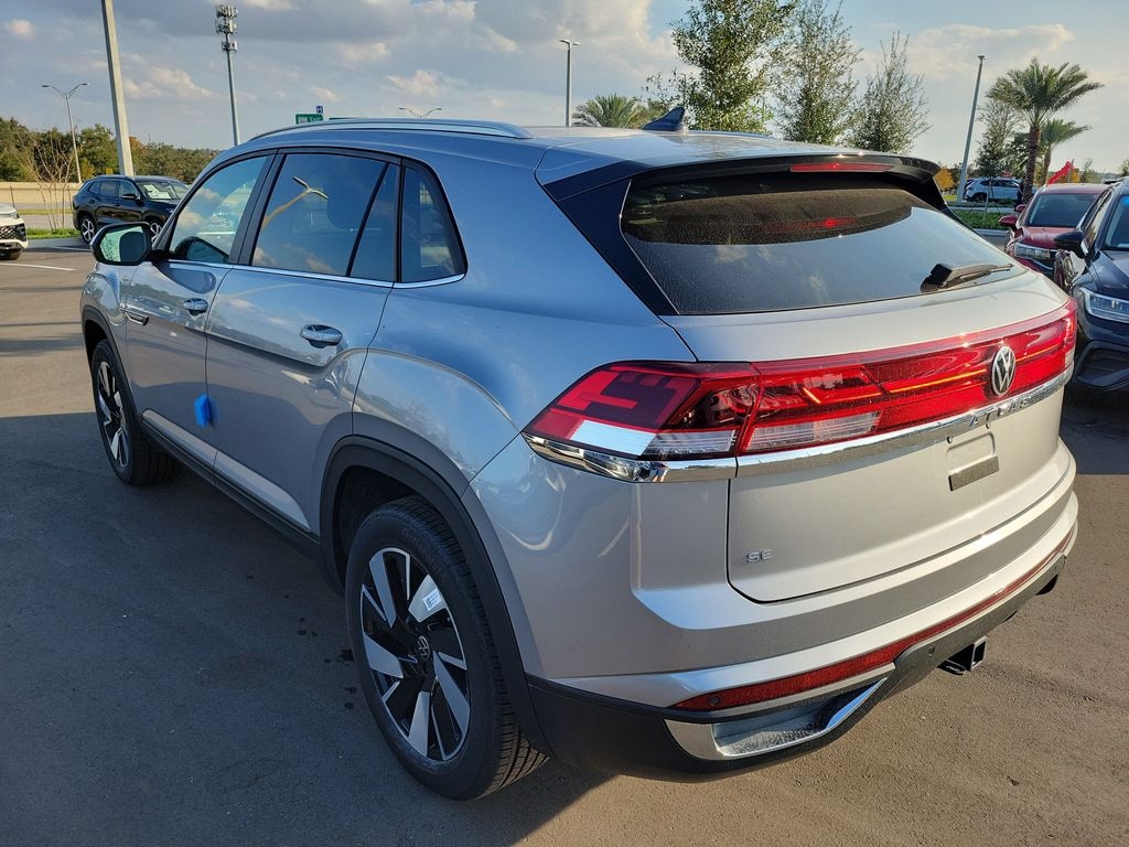 New 2026 Volkswagen Atlas Cross Sport 2.0T SE w/Technology SUV