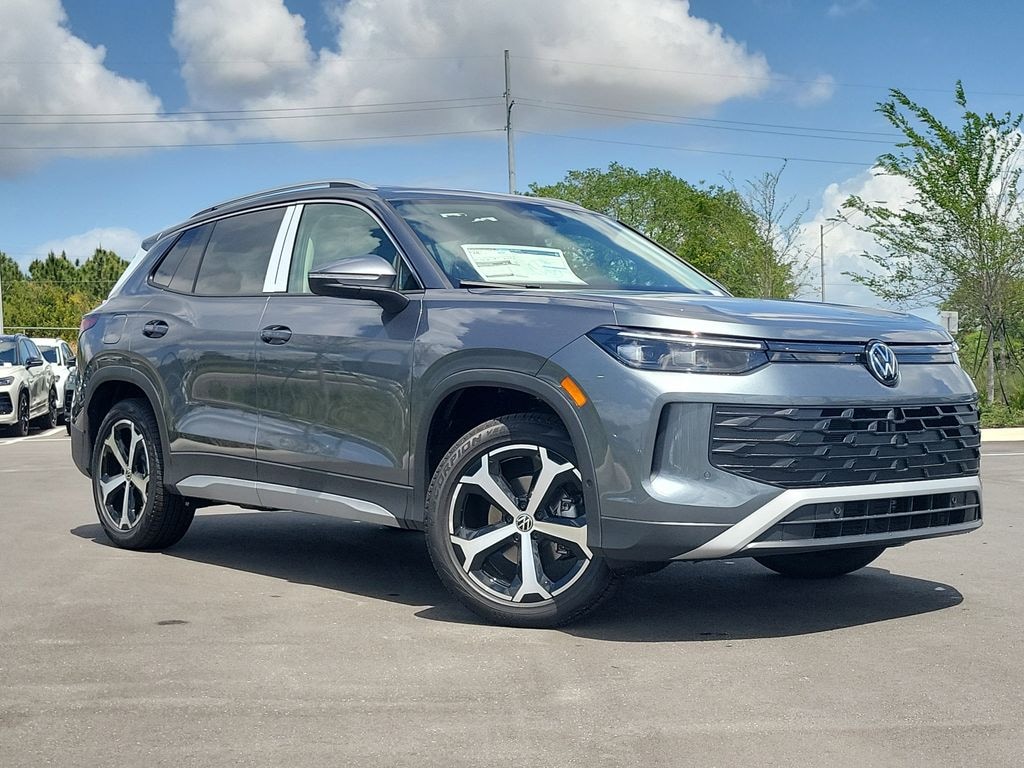 New 2026 Volkswagen Tiguan 2.0T SE SUV