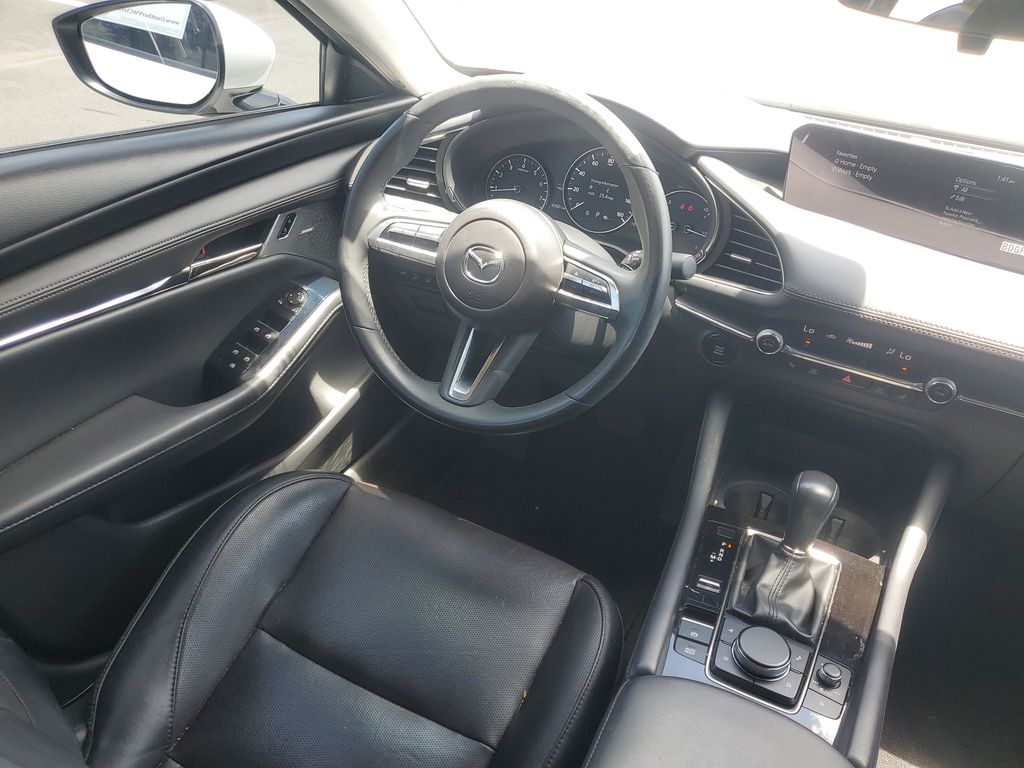 2023 Mazda Mazda3 Premium - Photo 11