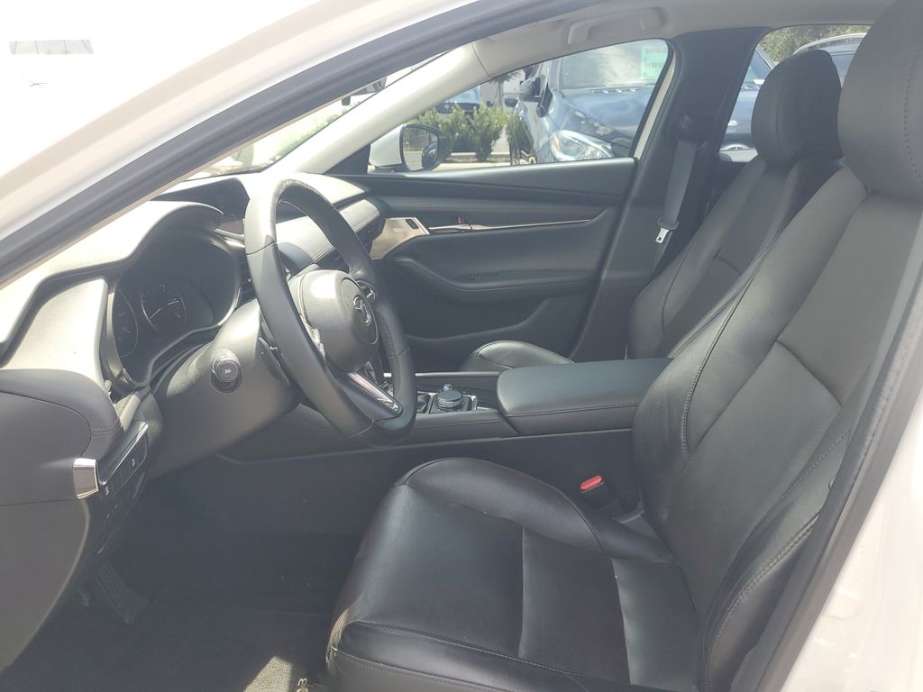 2023 Mazda Mazda3 Premium - Photo 16