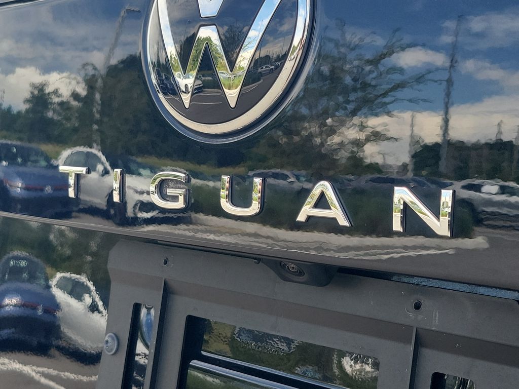 2024 Volkswagen Tiguan SE - Photo 8