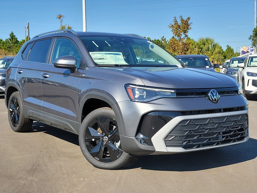 New 2025 Volkswagen Taos 1.5T SE SUV