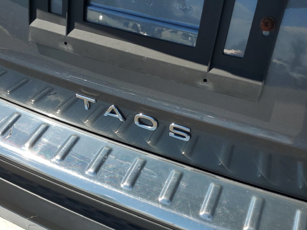 2022 Volkswagen Taos SE - Photo 6