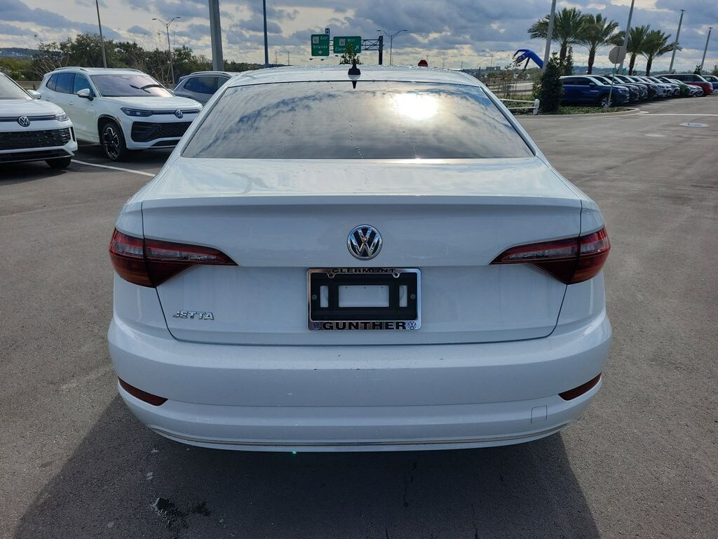 Used 2019 Volkswagen Jetta SEL Sedan