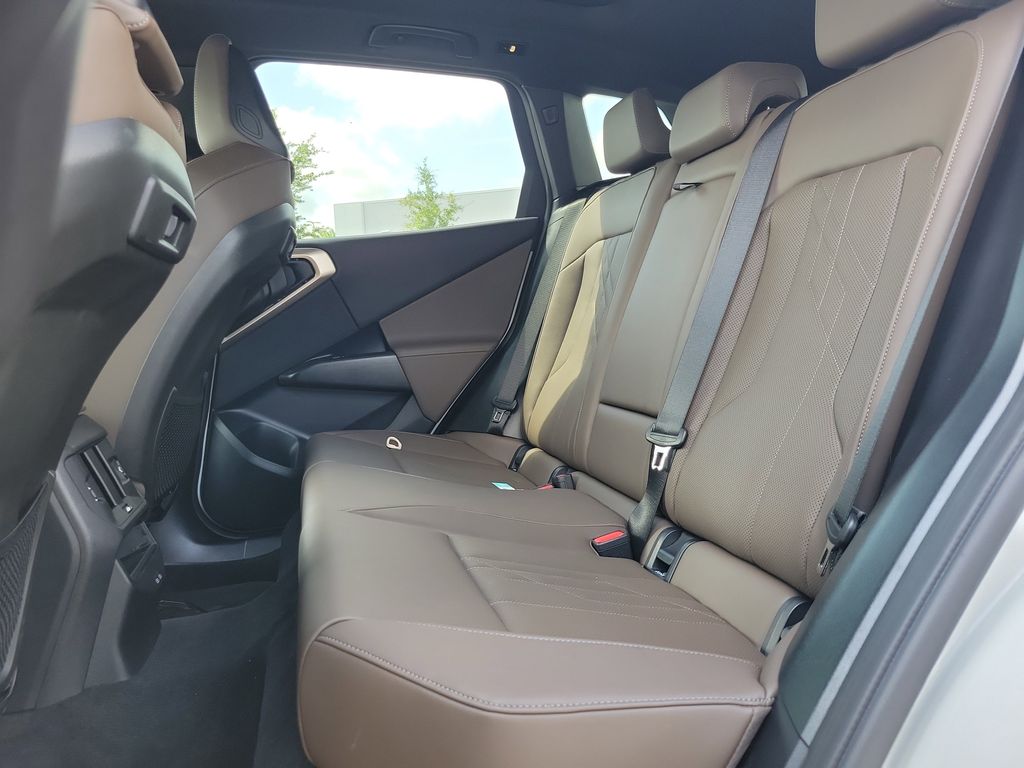 2025 BMW X3 30 - Photo 11