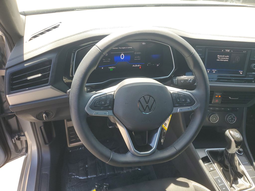 2024 Volkswagen Jetta Sport - Photo 17