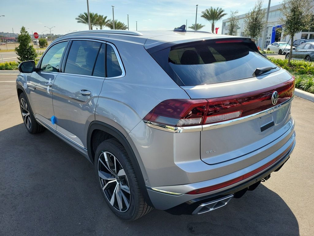 New 2026 Volkswagen Atlas Cross Sport 2.0T SEL Premium R-Line SUV