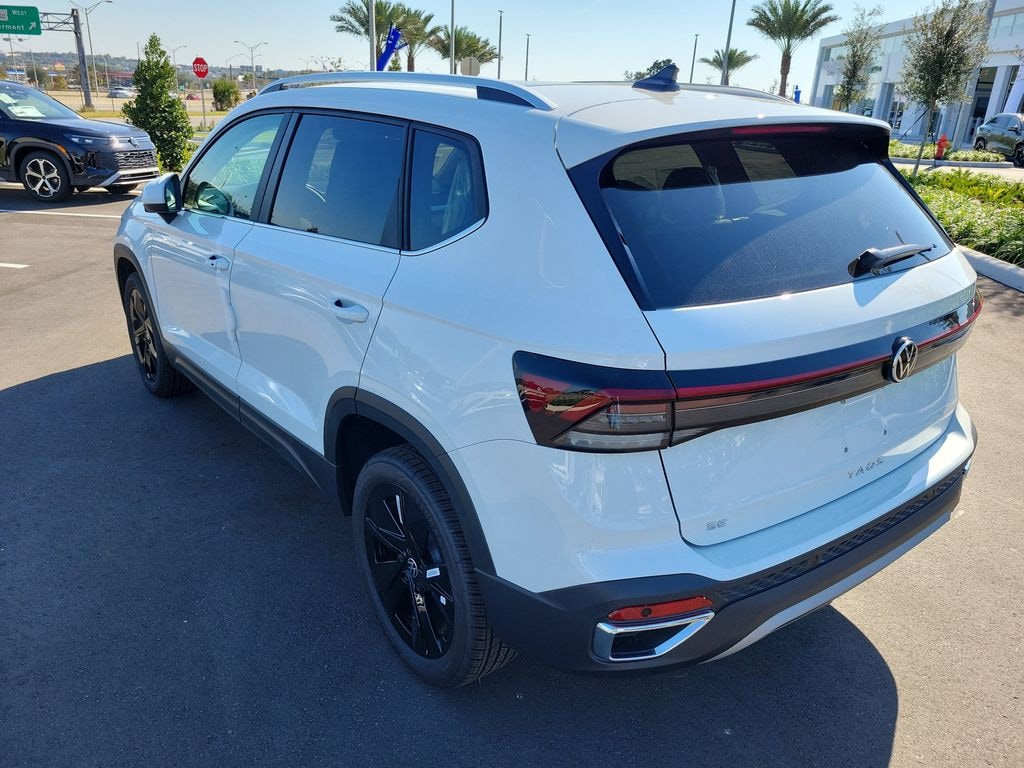 New 2025 Volkswagen Taos 1.5T SE SUV