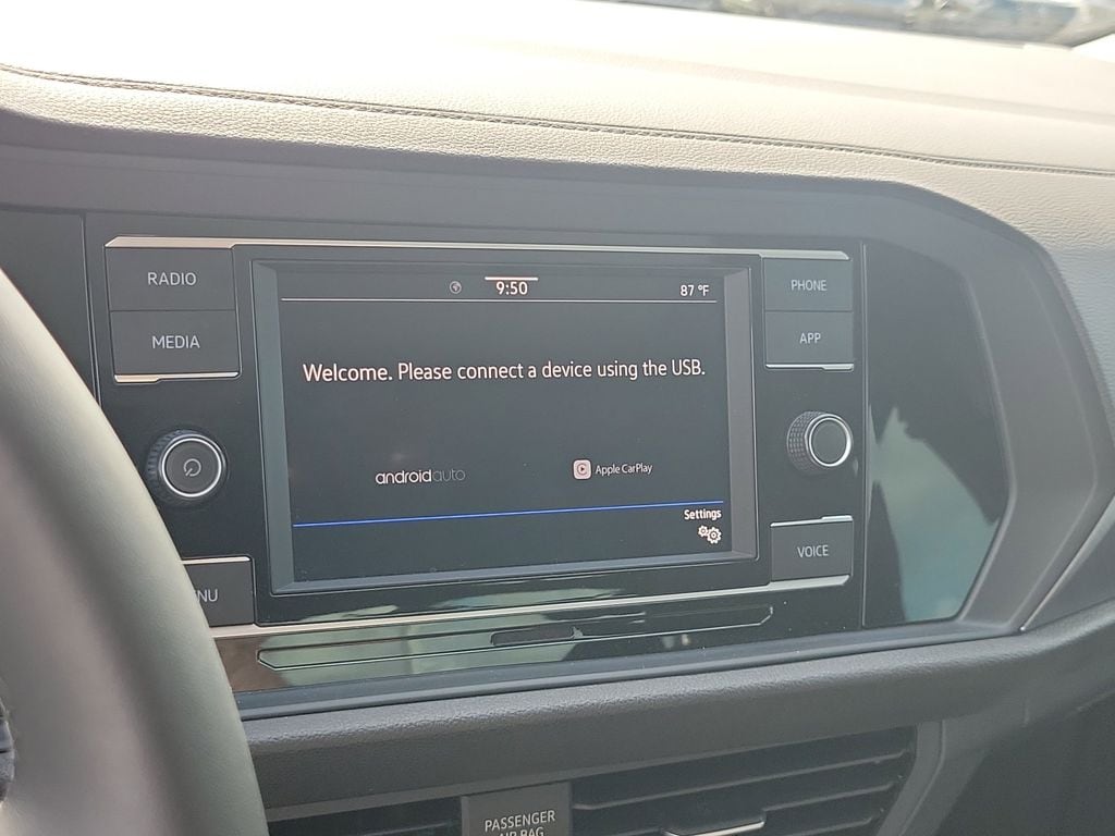 2024 Volkswagen Jetta SE - Photo 24