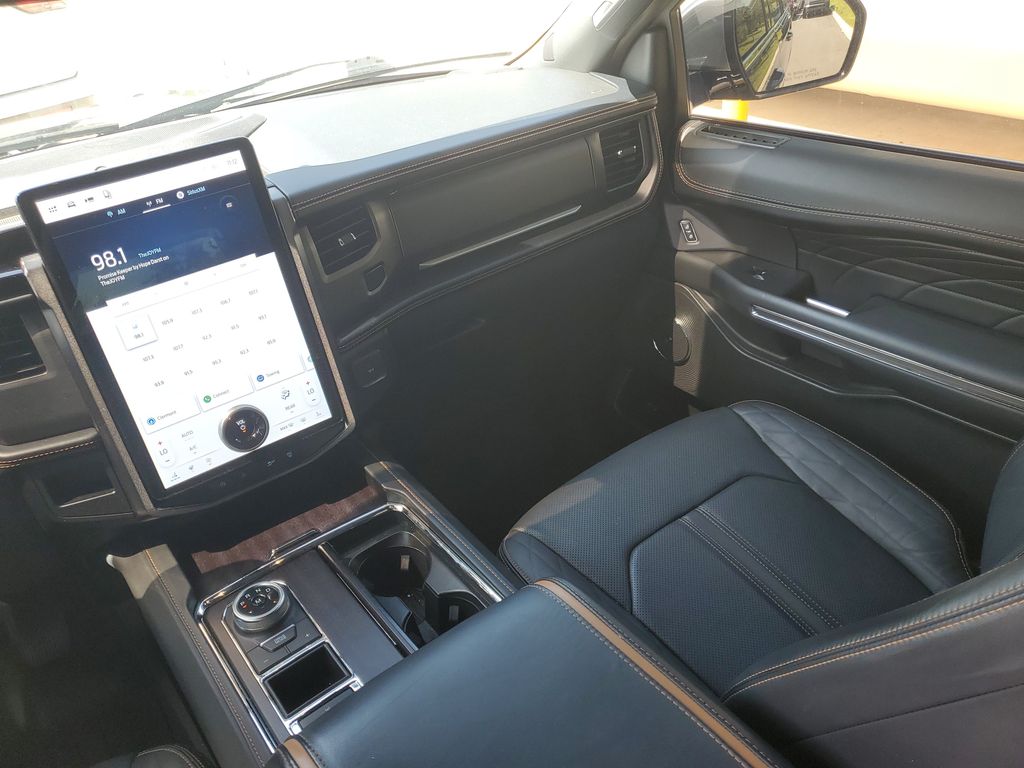 2023 Ford Expedition Platinum - Photo 13