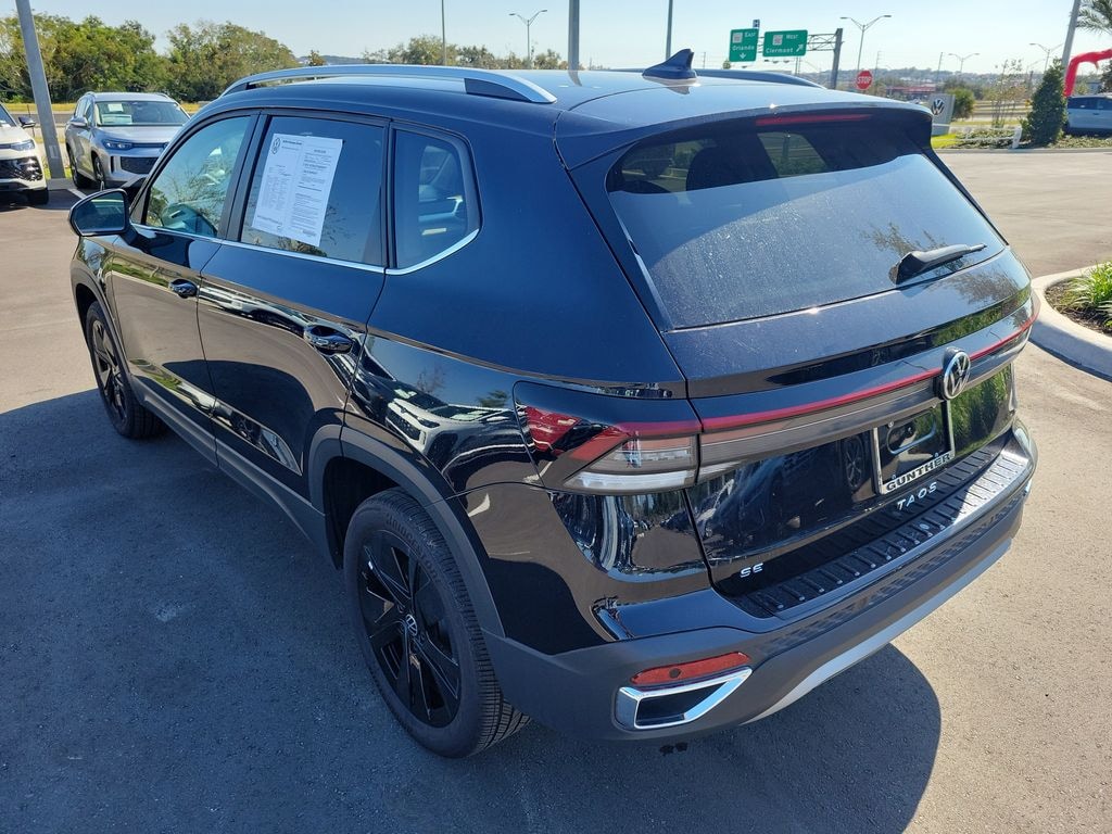 Certified 2025 Volkswagen Taos 1.5T SE SUV