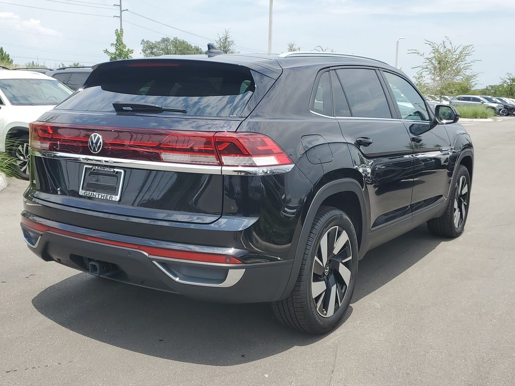 New 2026 Volkswagen Atlas Cross Sport 2.0T SE w/Technology SUV