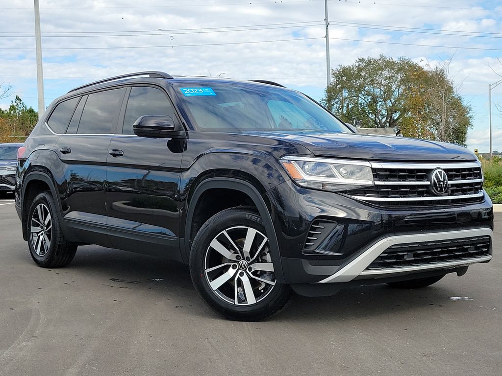 2023 Volkswagen Atlas SE