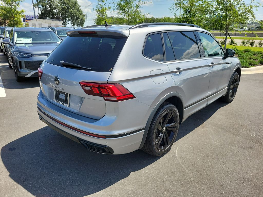 2023 Volkswagen Tiguan SE R-LINE BLACK - Photo 5
