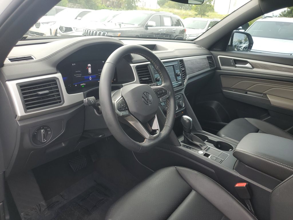 2023 Volkswagen Atlas Cross Sport SE - Photo 16