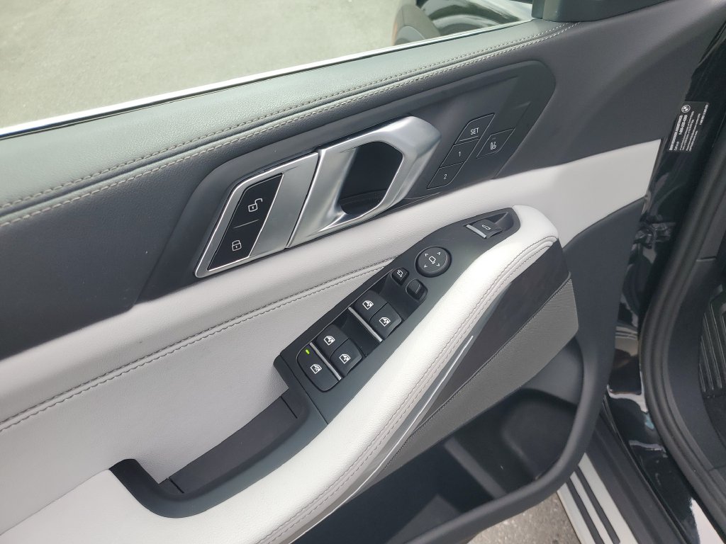 2025 BMW X5 40i - Photo 14