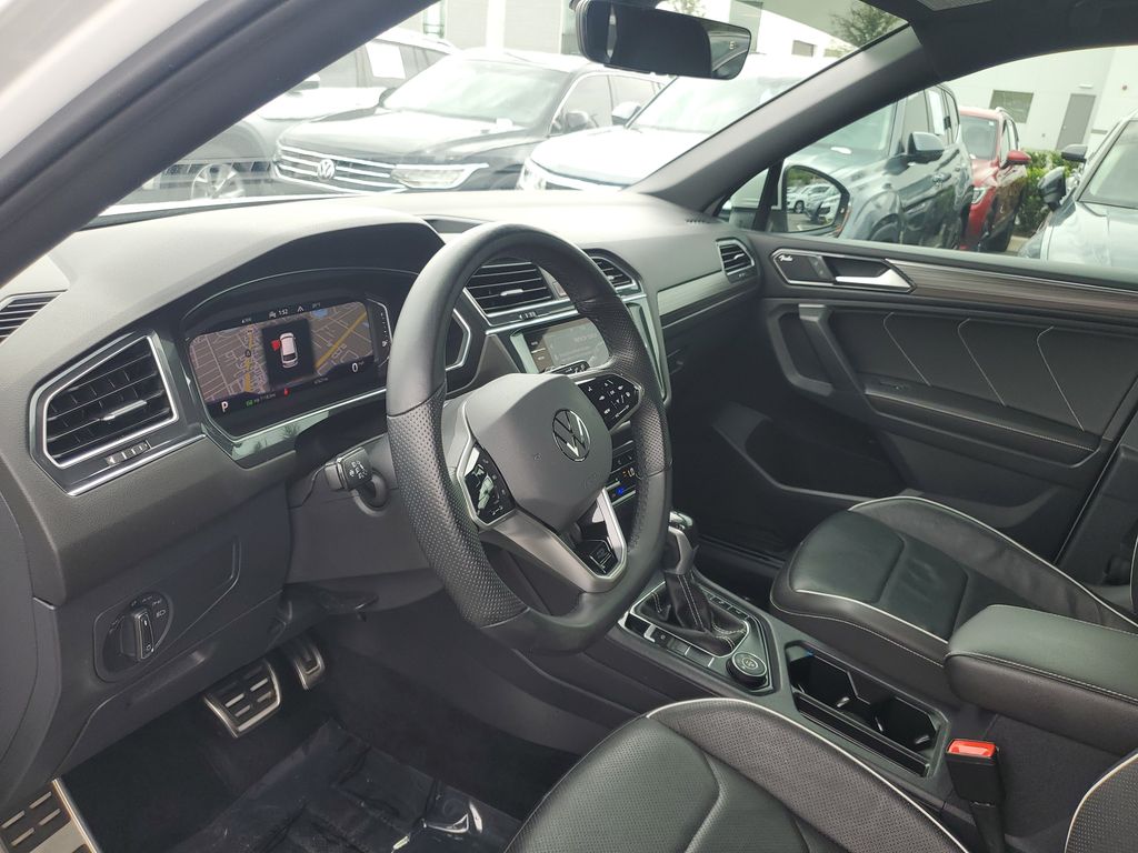 2022 Volkswagen Tiguan SEL R-LINE - Photo 15