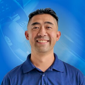 Staff member Harry Lu from ID_73c71e