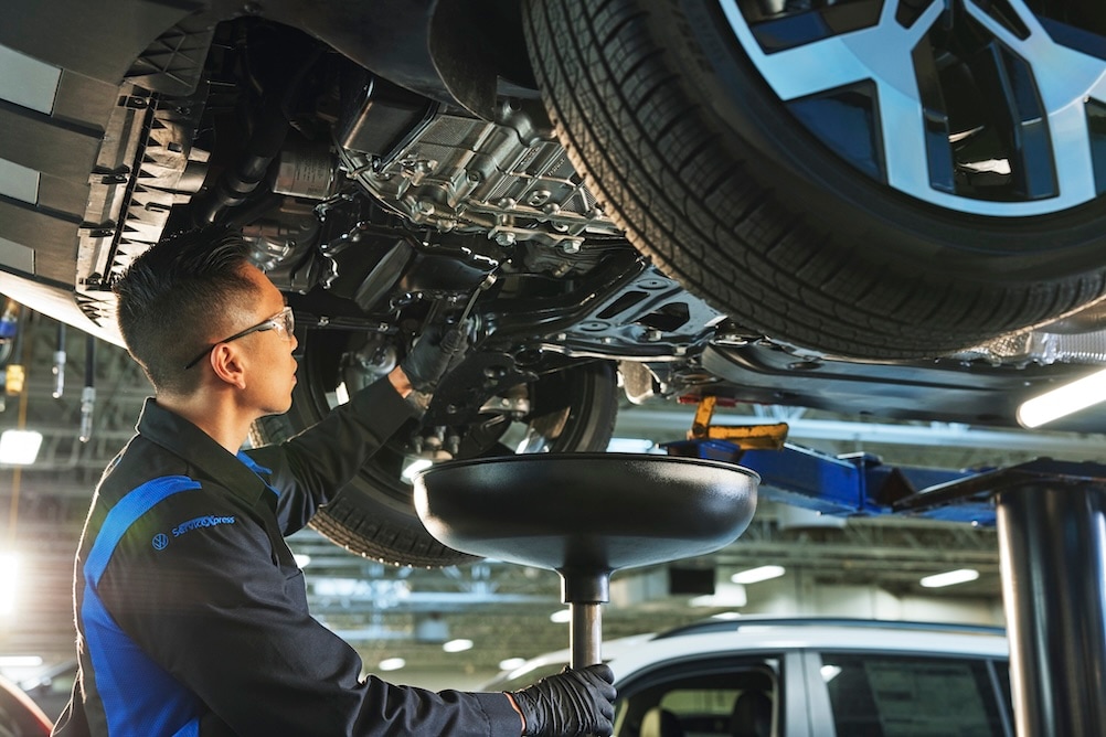  VW authorized service center repair bays at Gunther VW Clermont near Orlando FL