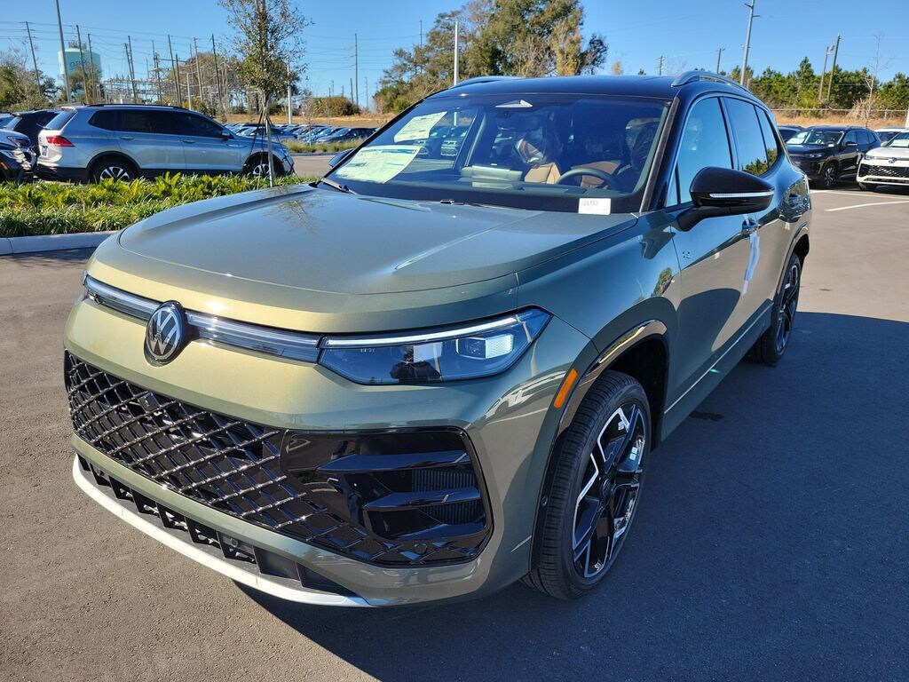 New 2026 Volkswagen Tiguan 2.0T SEL R-Line Turbo SUV