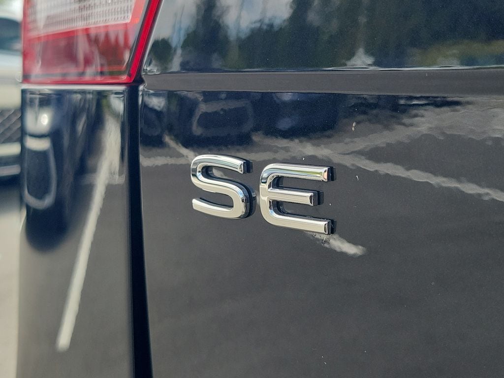 2024 Volkswagen Tiguan SE - Photo 9