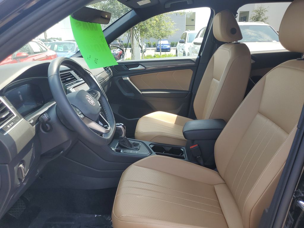 2024 Volkswagen Tiguan SE - Photo 16