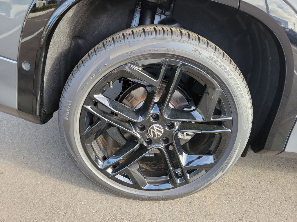 2026 Volkswagen Tiguan SE R-LINE BLACK - Photo 6
