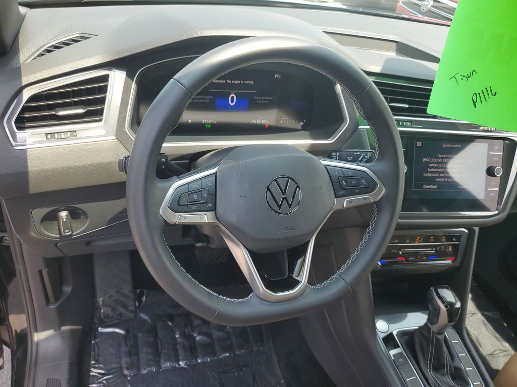 2024 Volkswagen Tiguan SE - Photo 17