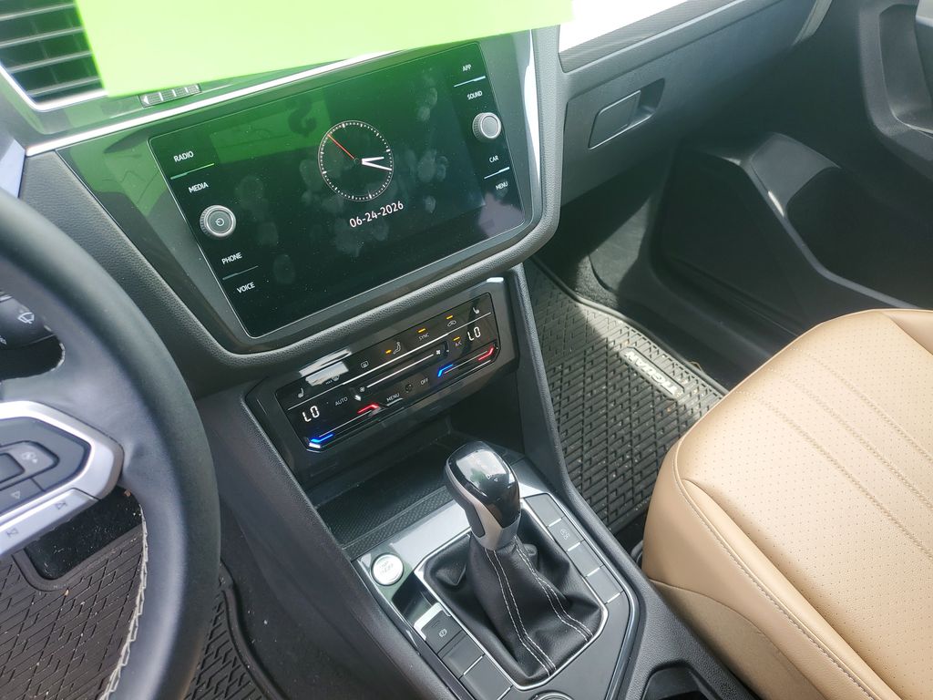 2024 Volkswagen Tiguan SE - Photo 20
