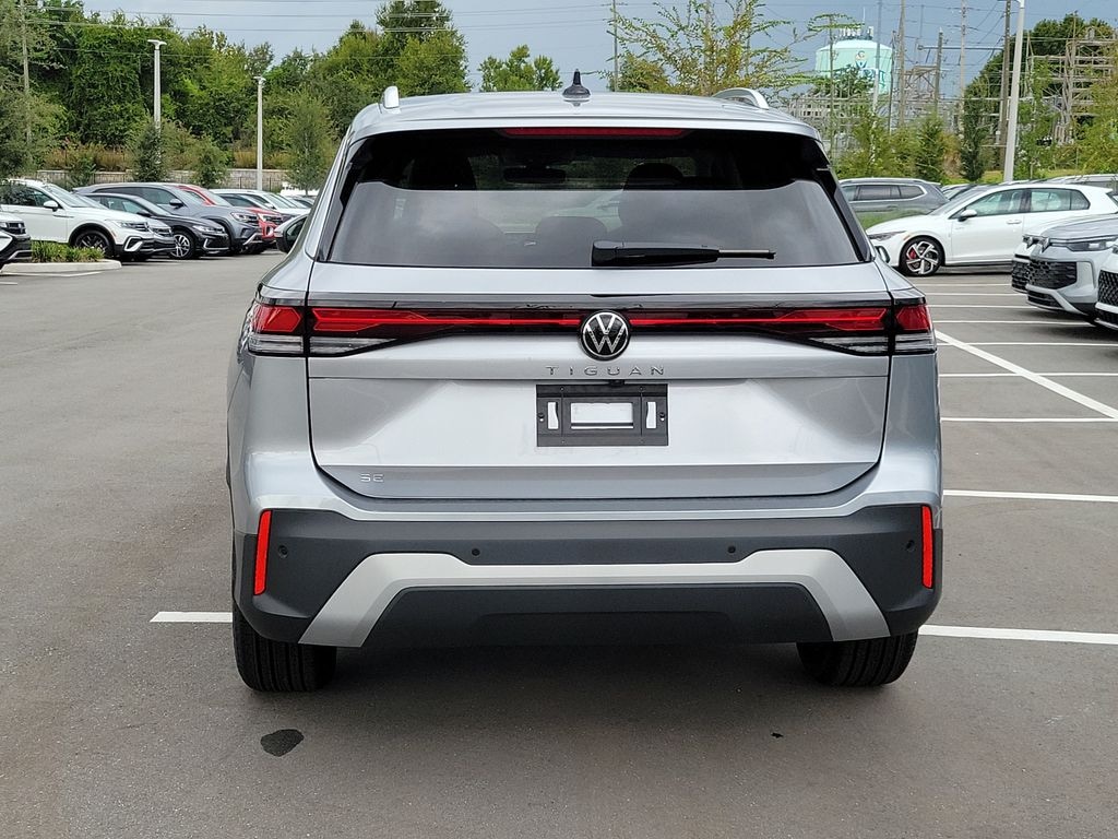 New 2026 Volkswagen Tiguan 2.0T SE SUV