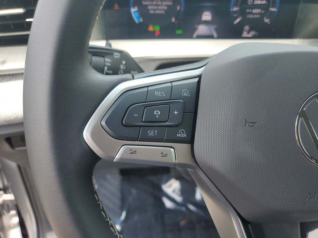 2025 Volkswagen Tiguan S - Photo 17