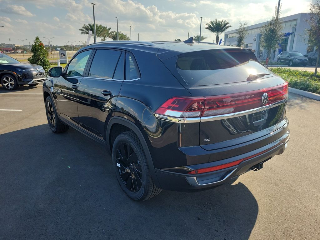 New 2026 Volkswagen Atlas Cross Sport 2.0T SE w/Technology SUV