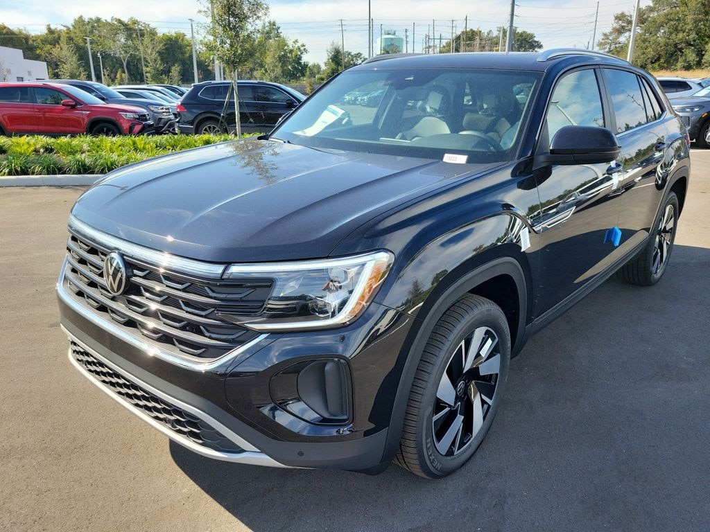 New 2026 Volkswagen Atlas Cross Sport 2.0T SE w/Technology SUV